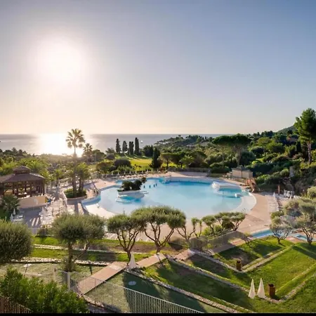 Apartment Cap Esterel Magnifique Neuf Clim - Wifi - Parking - Apercu Saint-Raphael (Var)